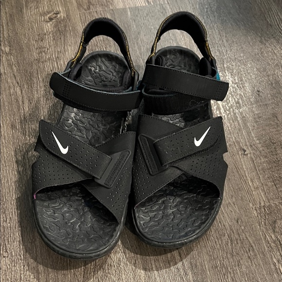 Nike Other - Nike Deschütz Air Black Adjustable Sandals